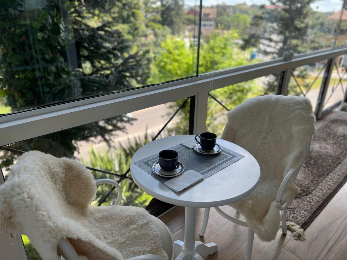 Home Gramado- 400 Metros Da Rua Coberta Екстериор снимка