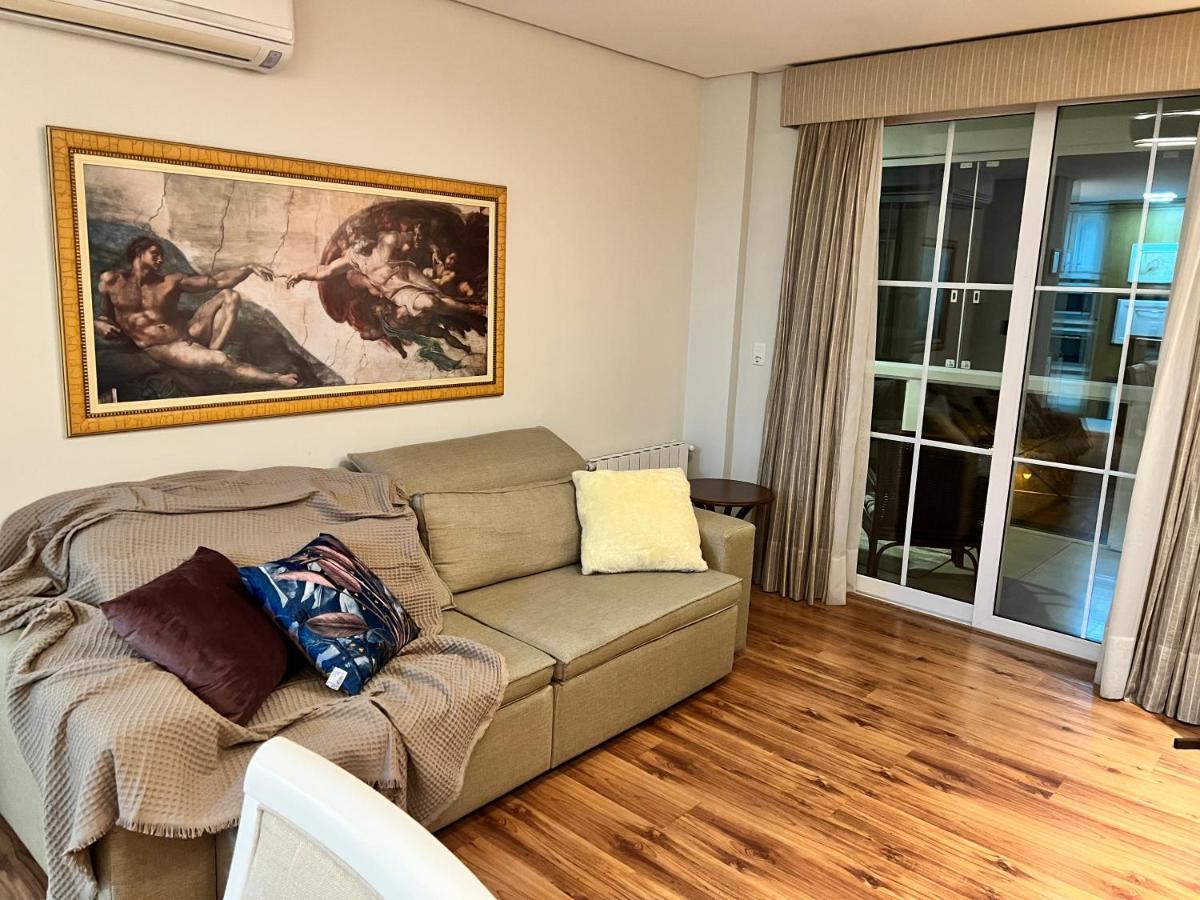 Home Gramado- 400 Metros Da Rua Coberta Екстериор снимка