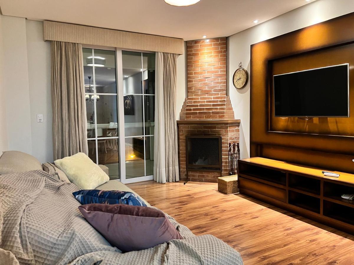 Home Gramado- 400 Metros Da Rua Coberta Екстериор снимка